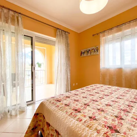 Сasa de vacaciones Casa Atalaia *